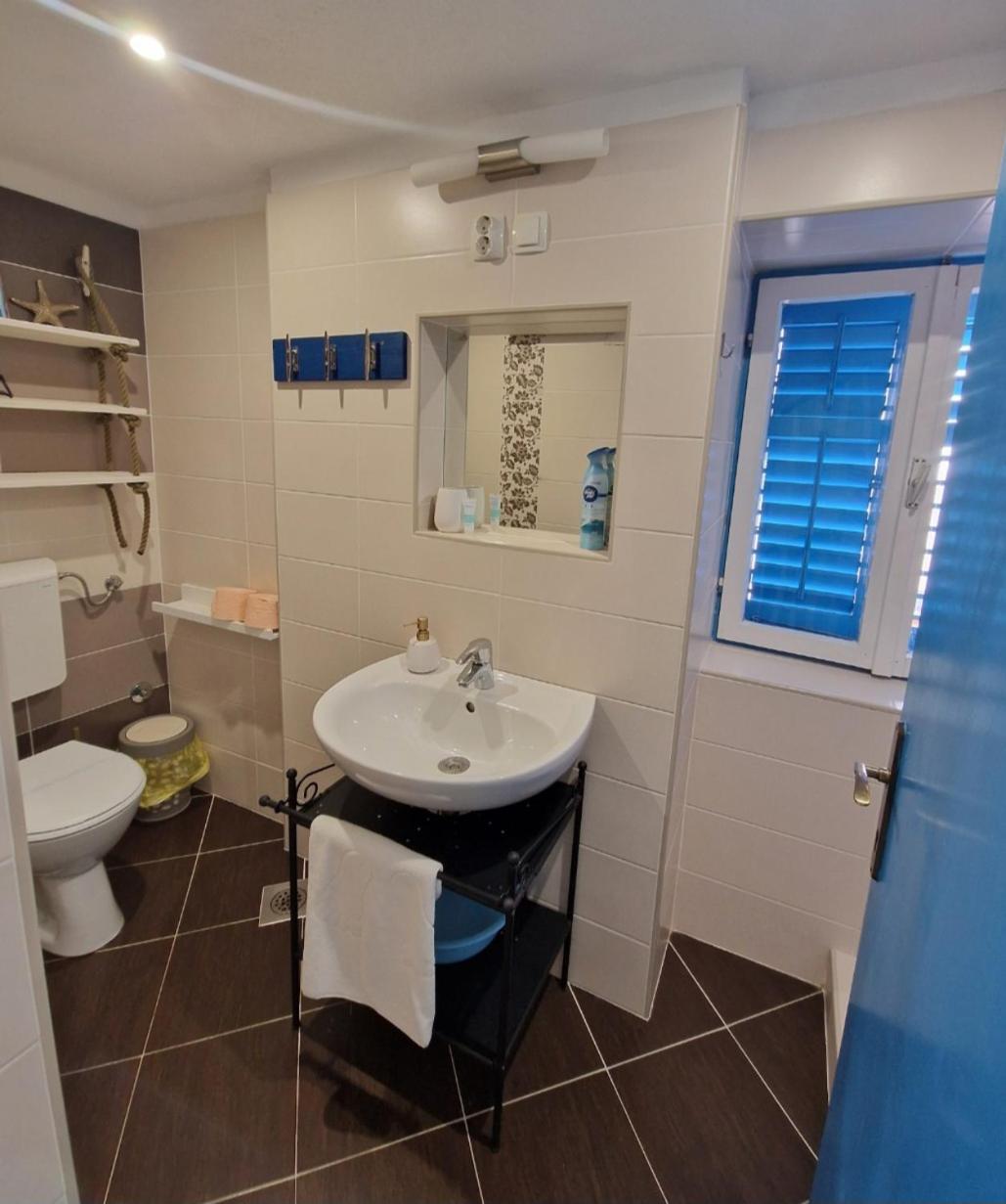 Apartments Lighthouse Baška Екстериор снимка