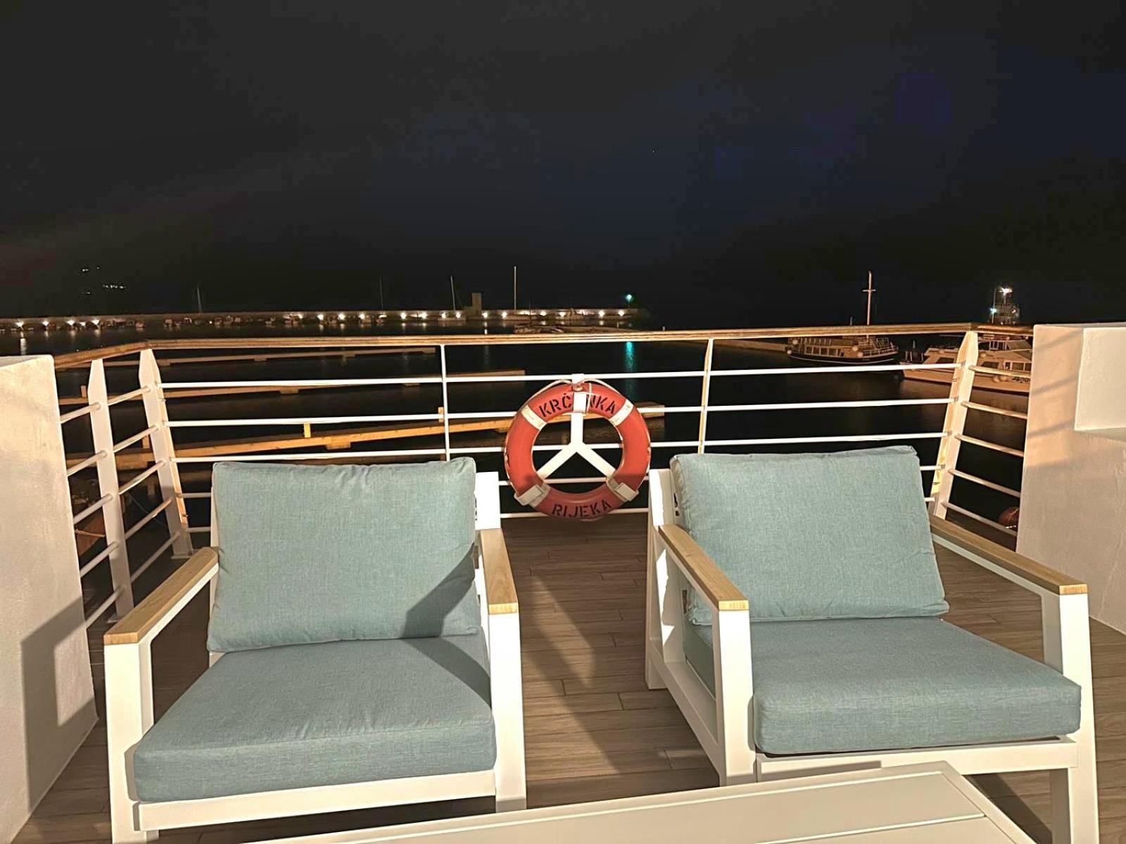 Apartments Lighthouse Baška Екстериор снимка