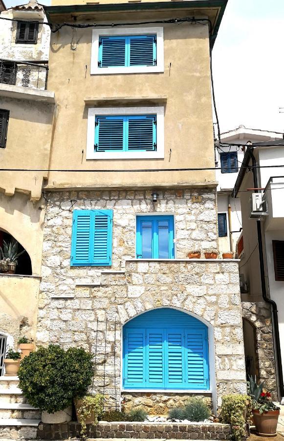 Apartments Lighthouse Baška Екстериор снимка